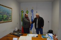 Presidente da Câmara Luiz Baroni assume Prefeitura Municipal